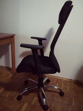 Компьютерное кресло Q-211 Signal Черный реальная фотография