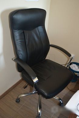 Офисное кресло Q-052 Signal Черный реальная фотография