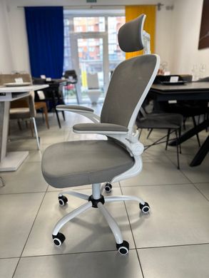 Компьютерное кресло Q-639 Signal Серый реальная фотография