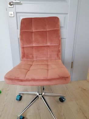 Офісне крісло Q-020 Velvet Signal Антична Роза жива фотографія